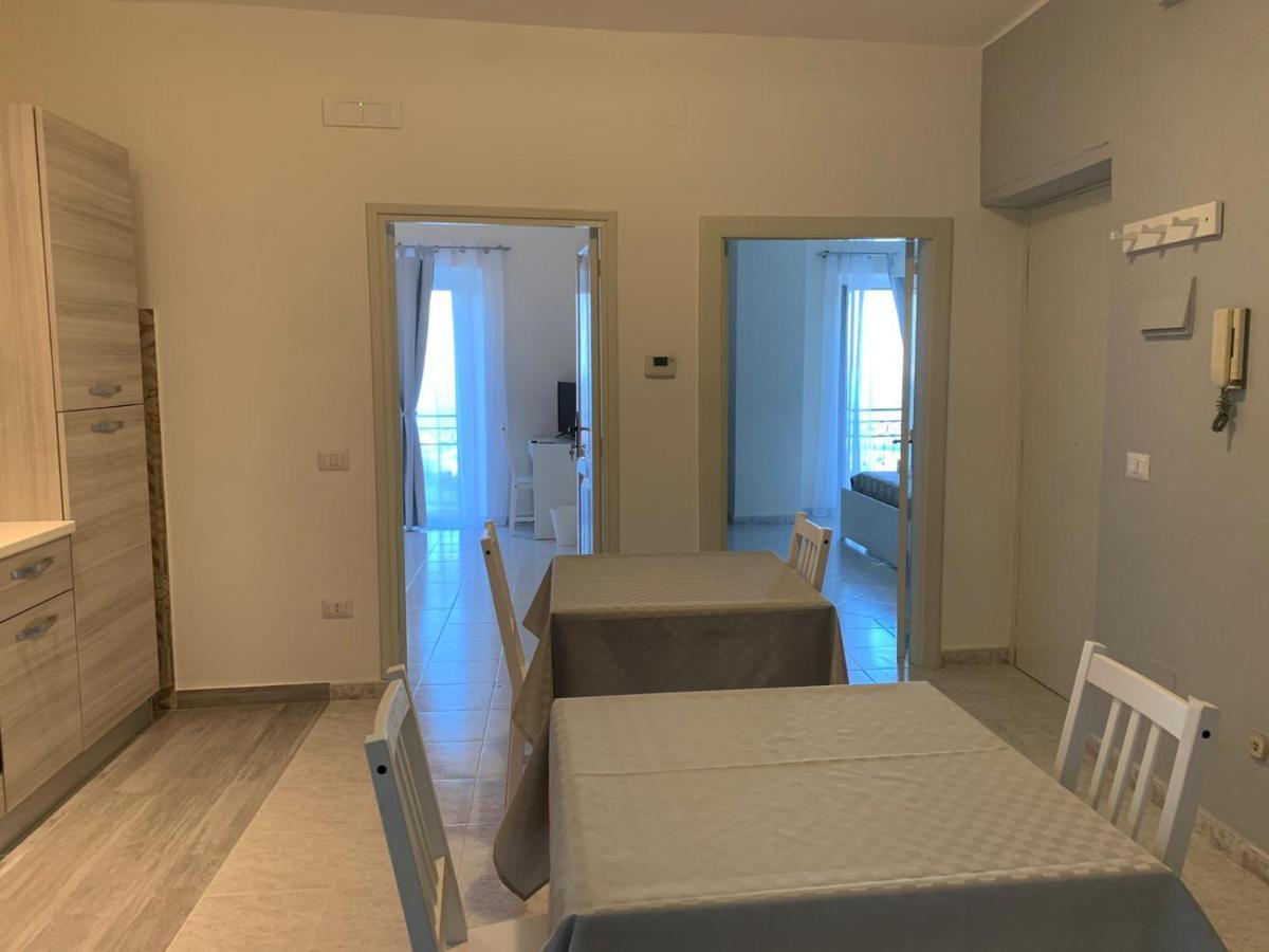 Apartamento Il Nido Delle Rondini Formia Exterior foto