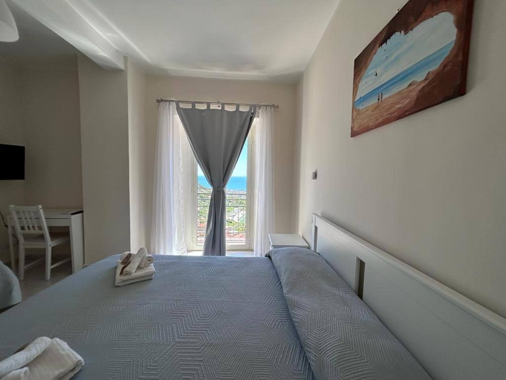 Apartamento Il Nido Delle Rondini Formia Exterior foto