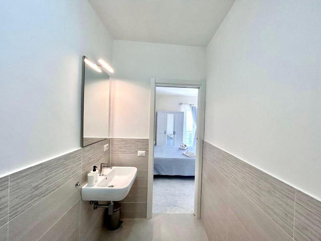 Apartamento Il Nido Delle Rondini Formia Exterior foto