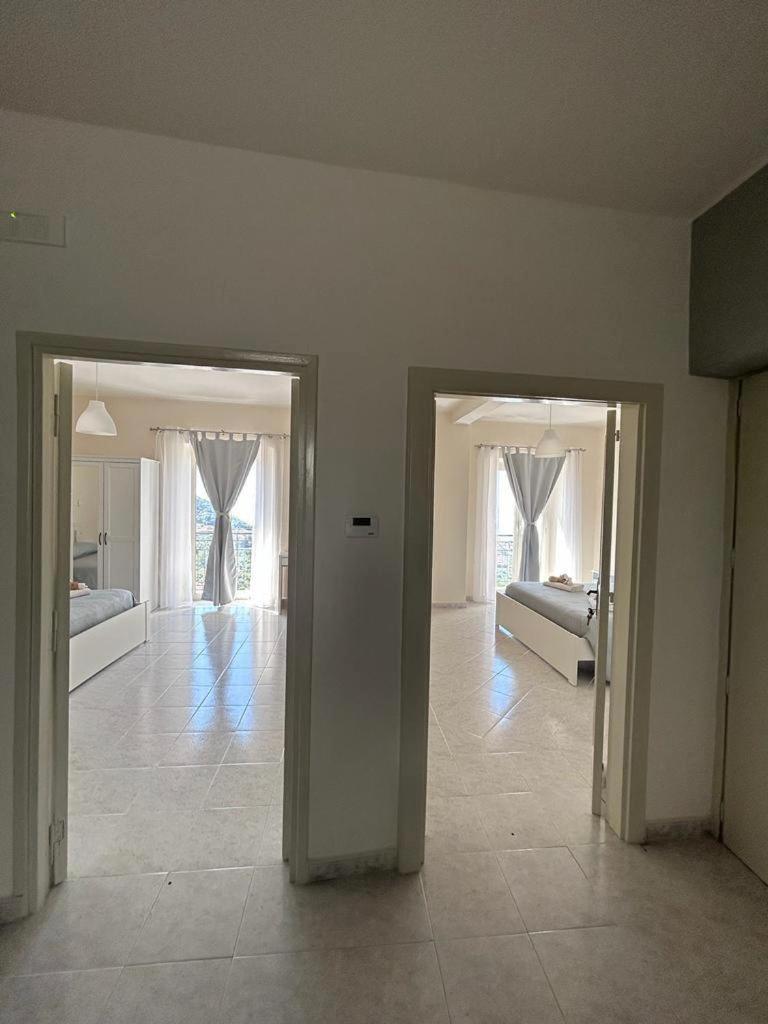 Apartamento Il Nido Delle Rondini Formia Exterior foto